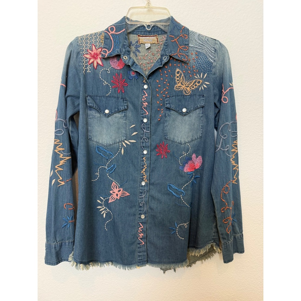 Johnny Was Workshop Embroidered Denim Shirt Blue Cotton Snap Front W13221-6 XXS